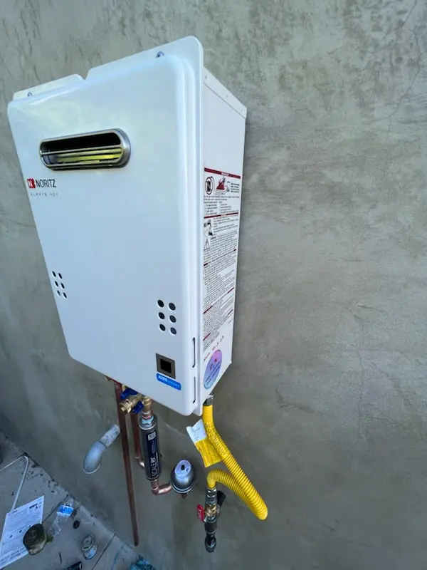 Tankless water heater installation for Ashtola homes